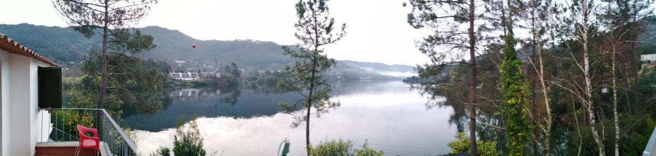 Casa Do Avo Xico - Geres Lake House - 10Pax المظهر الخارجي الصورة