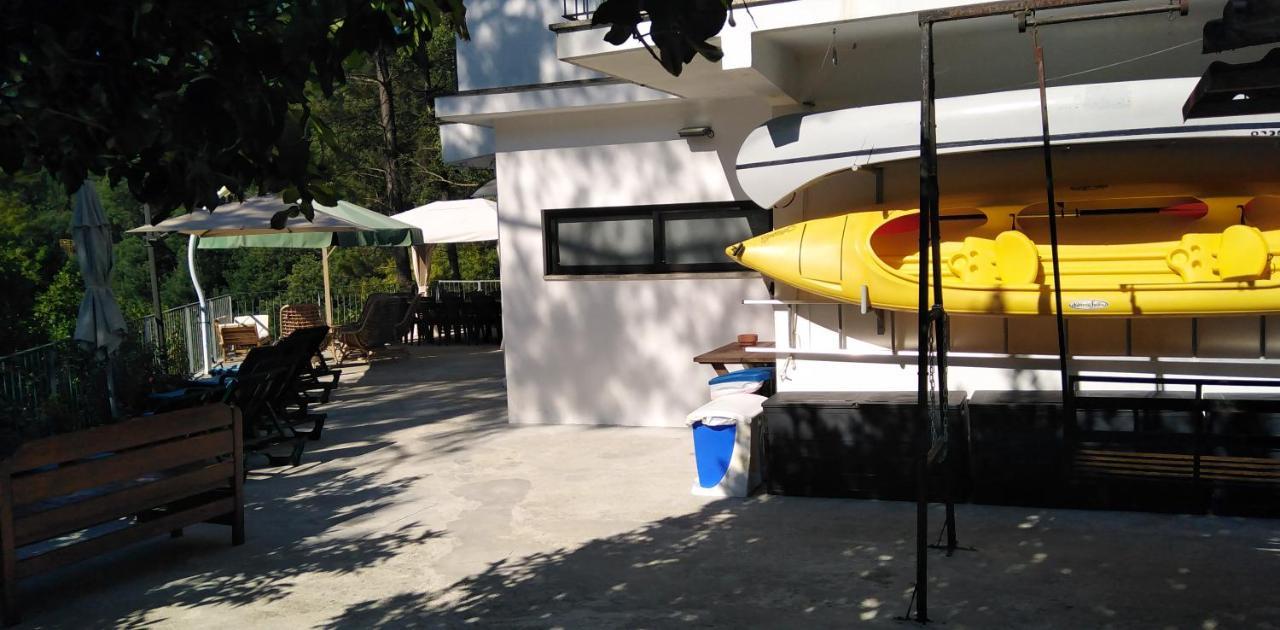 Casa Do Avo Xico - Geres Lake House - 10Pax المظهر الخارجي الصورة