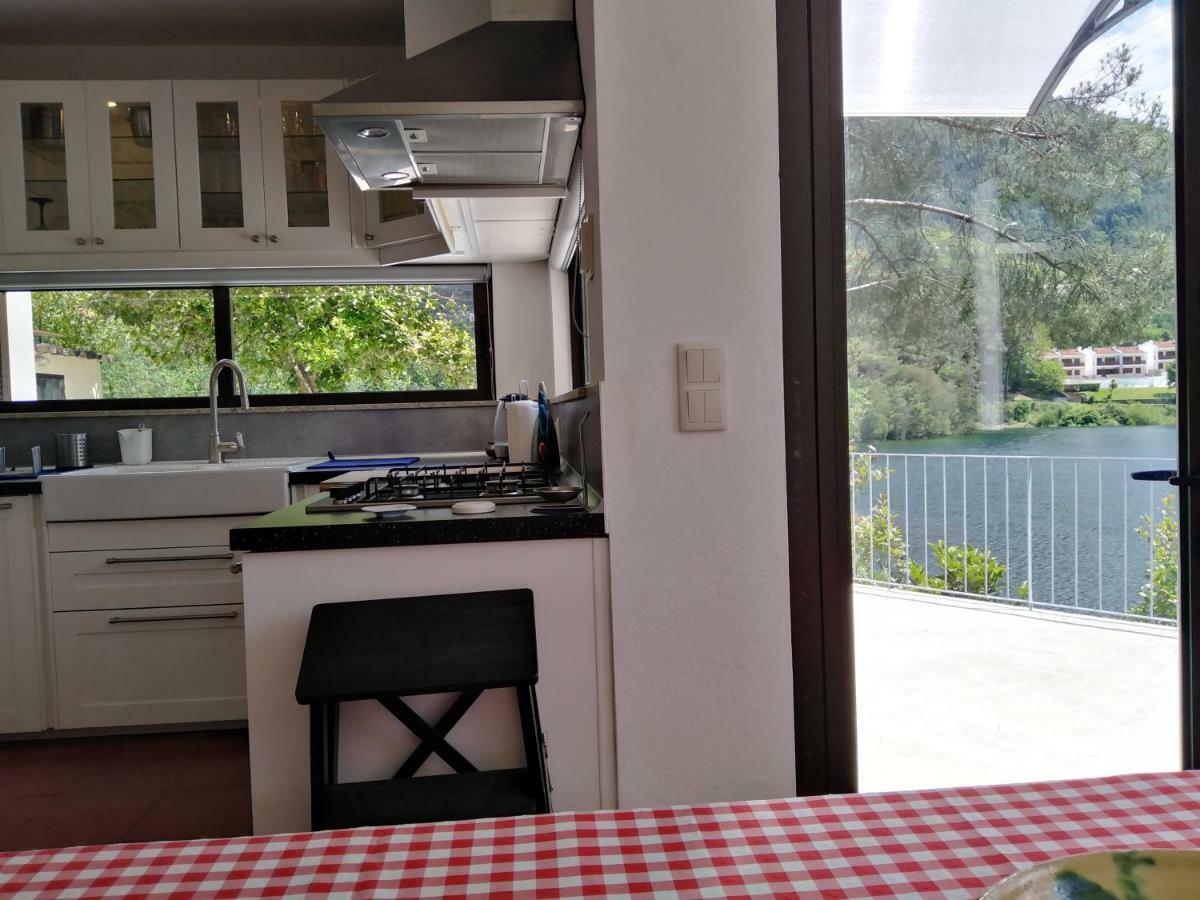 Casa Do Avo Xico - Geres Lake House - 10Pax المظهر الخارجي الصورة