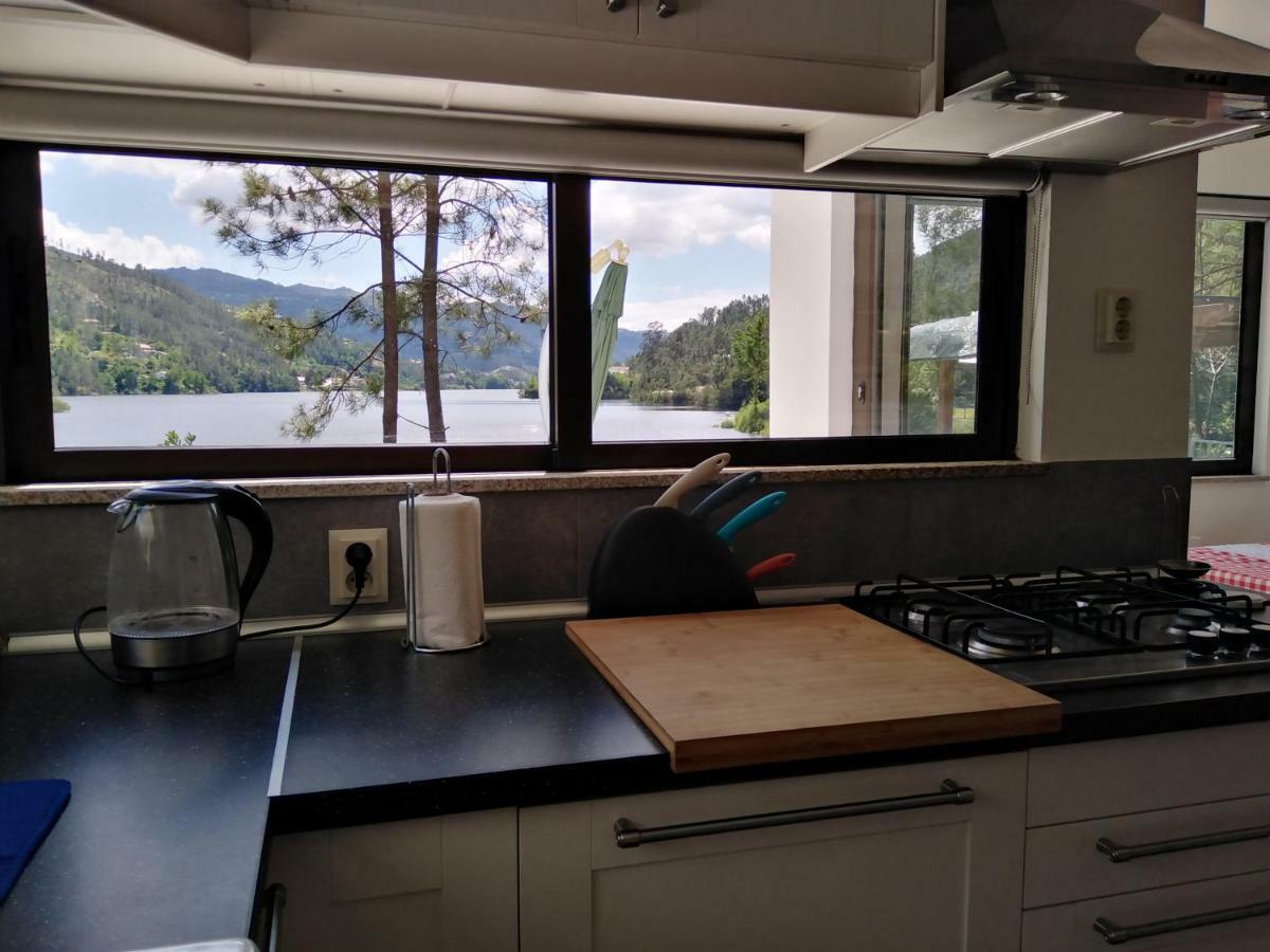 Casa Do Avo Xico - Geres Lake House - 10Pax المظهر الخارجي الصورة